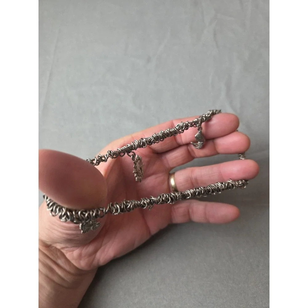 Thick 8 Charm Bracelet Stretchy Nautical